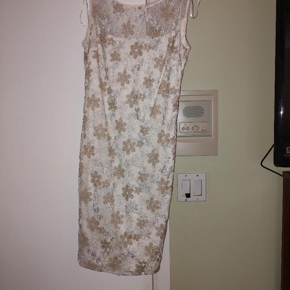 Dress Off White & Gold with light gliter - Picture 1 of 2